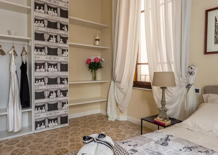 Perle D'ambra 招待所 卢卡